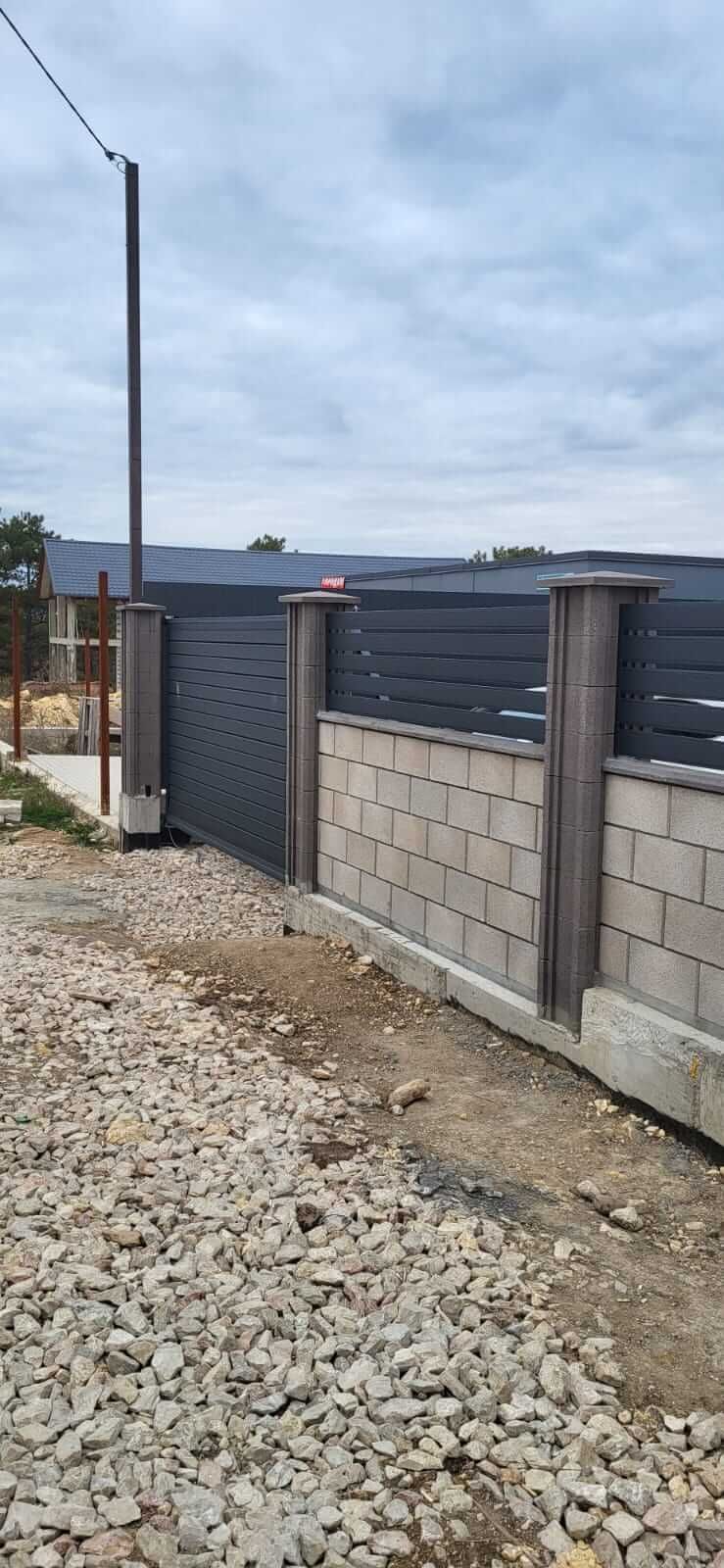 Забор-ранчо из металлопланкена 28м RAL7024 Серый Графит МАТТЕ фото 2 в Новомосковске