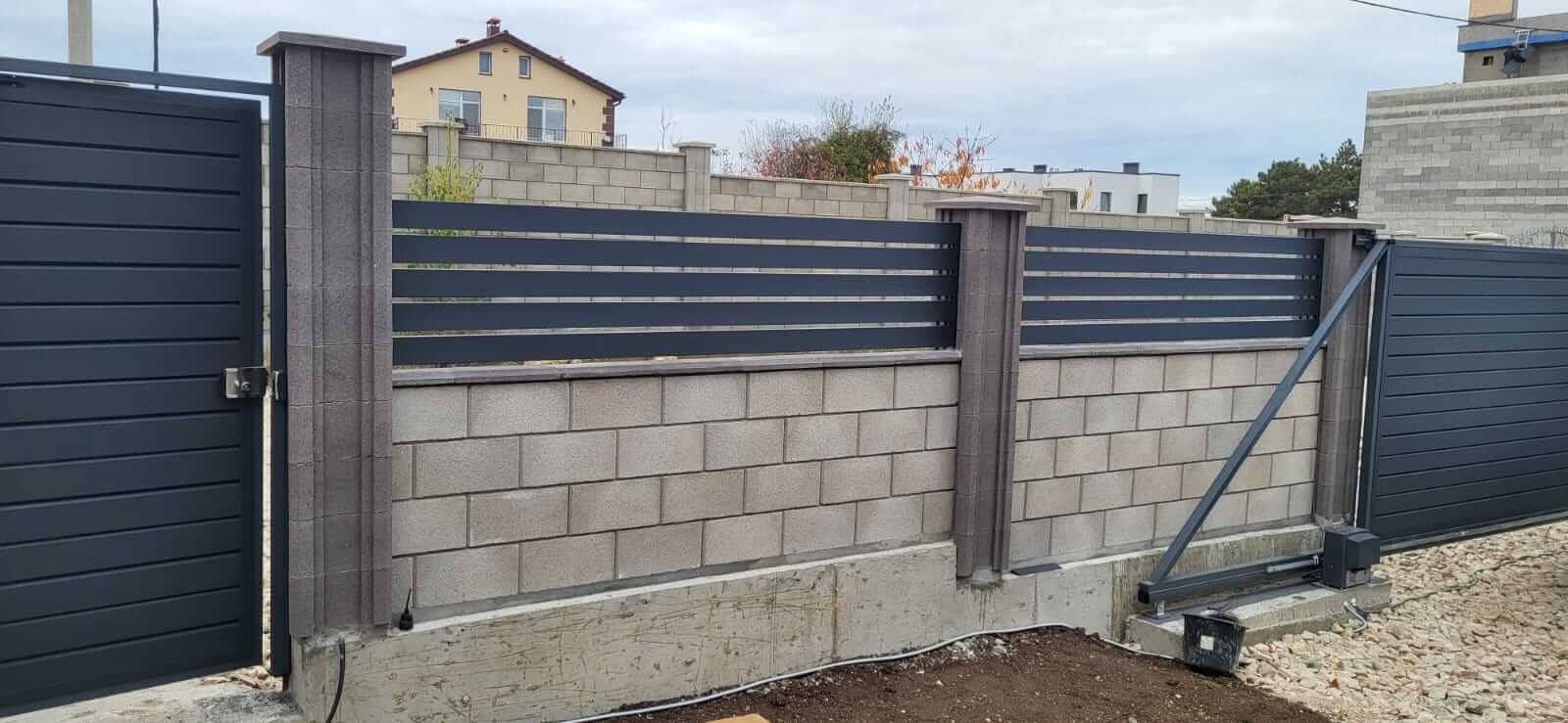 Забор-ранчо из металлопланкена 28м RAL7024 Серый Графит МАТТЕ в Новомосковске