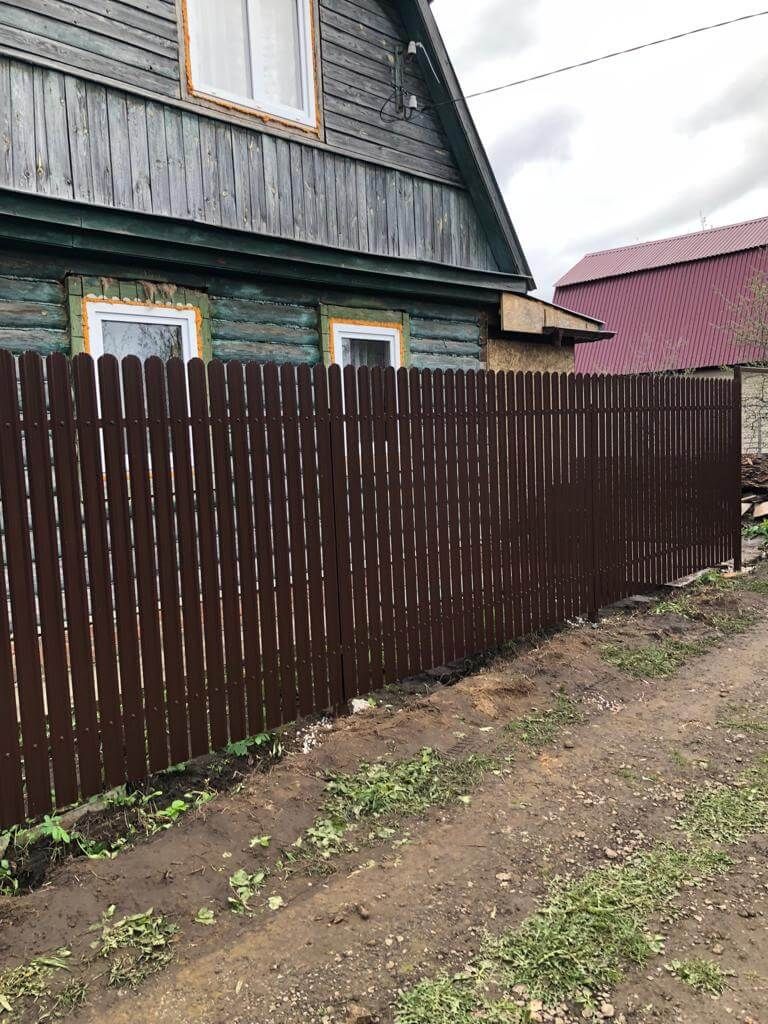 Забор из штакетника ЭКО-М 22м RAL8017/8017 Шоколад двусторонний в Новомосковске