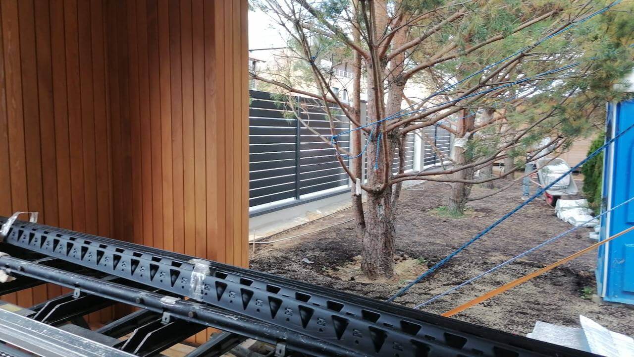 Забор-ранчо из металлопланкена 36м RAL7024 Серый Графит фото 2 в Новомосковске