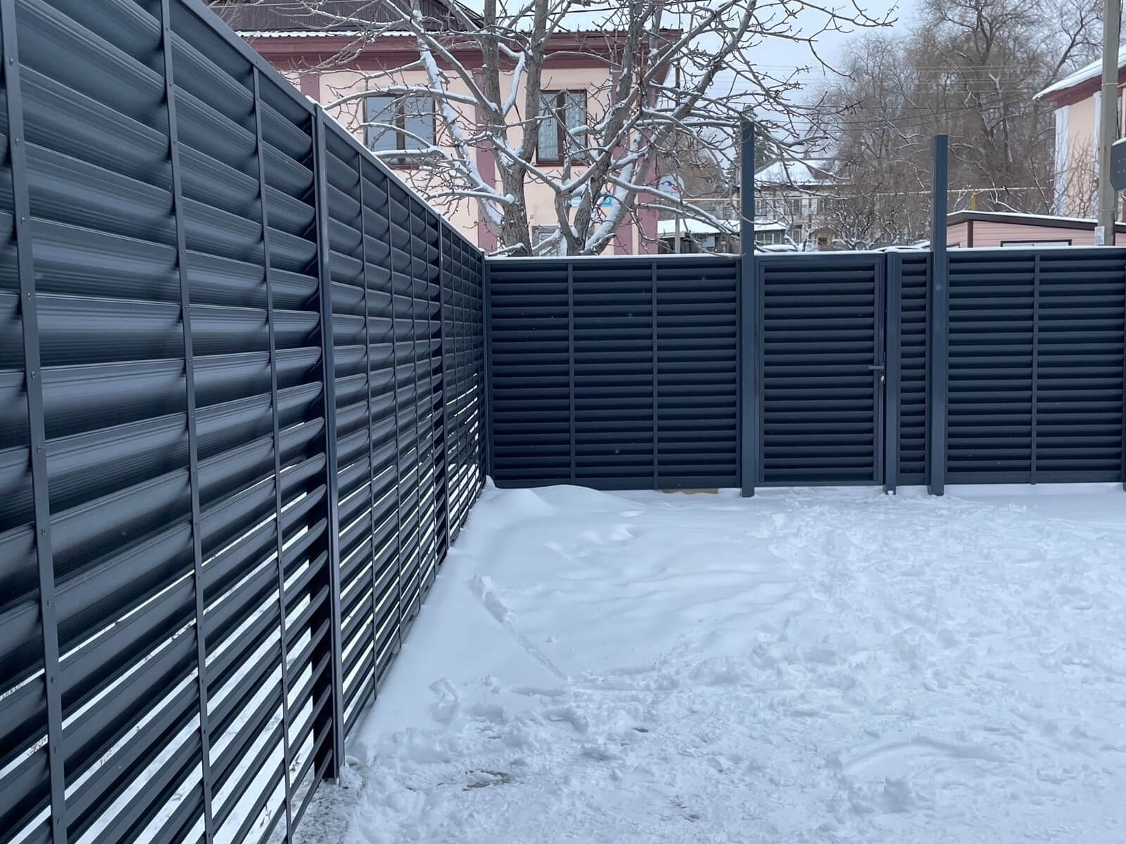 Забор-жалюзи 53м RAL7024/7024 Серый Графит двусторонний МАТТЕ фото 3 в Новомосковске
