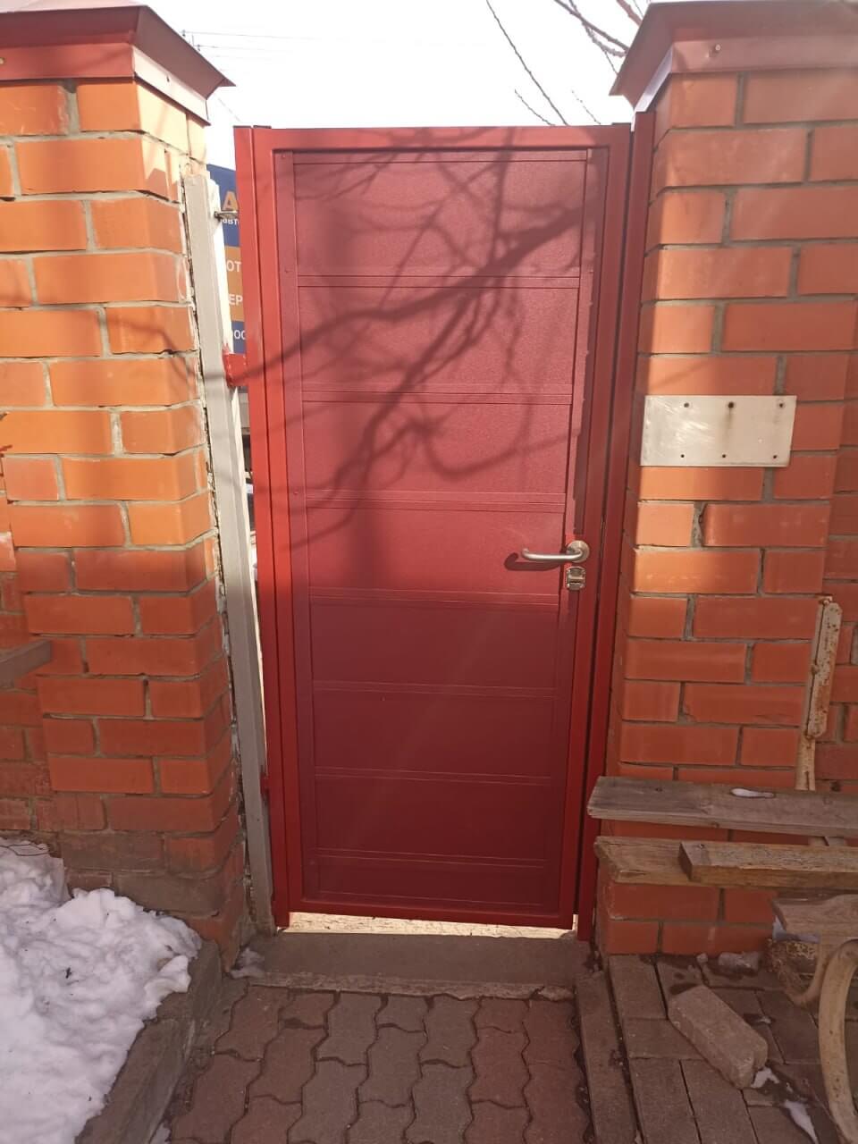 Ворота и калитка из металлопланкена 4м RAL3005 Красное Вино, Стальной Бархат фото 2 в Новомосковске