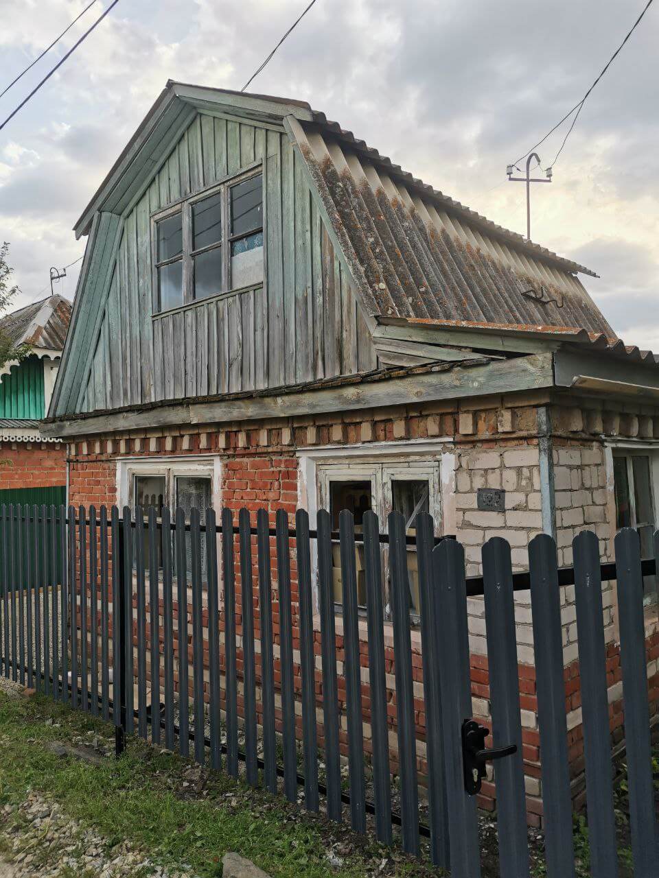 Забор из евроштакетника 7м RAL7024/7024 Серый Графит двусторонний фото 2 в Новомосковске