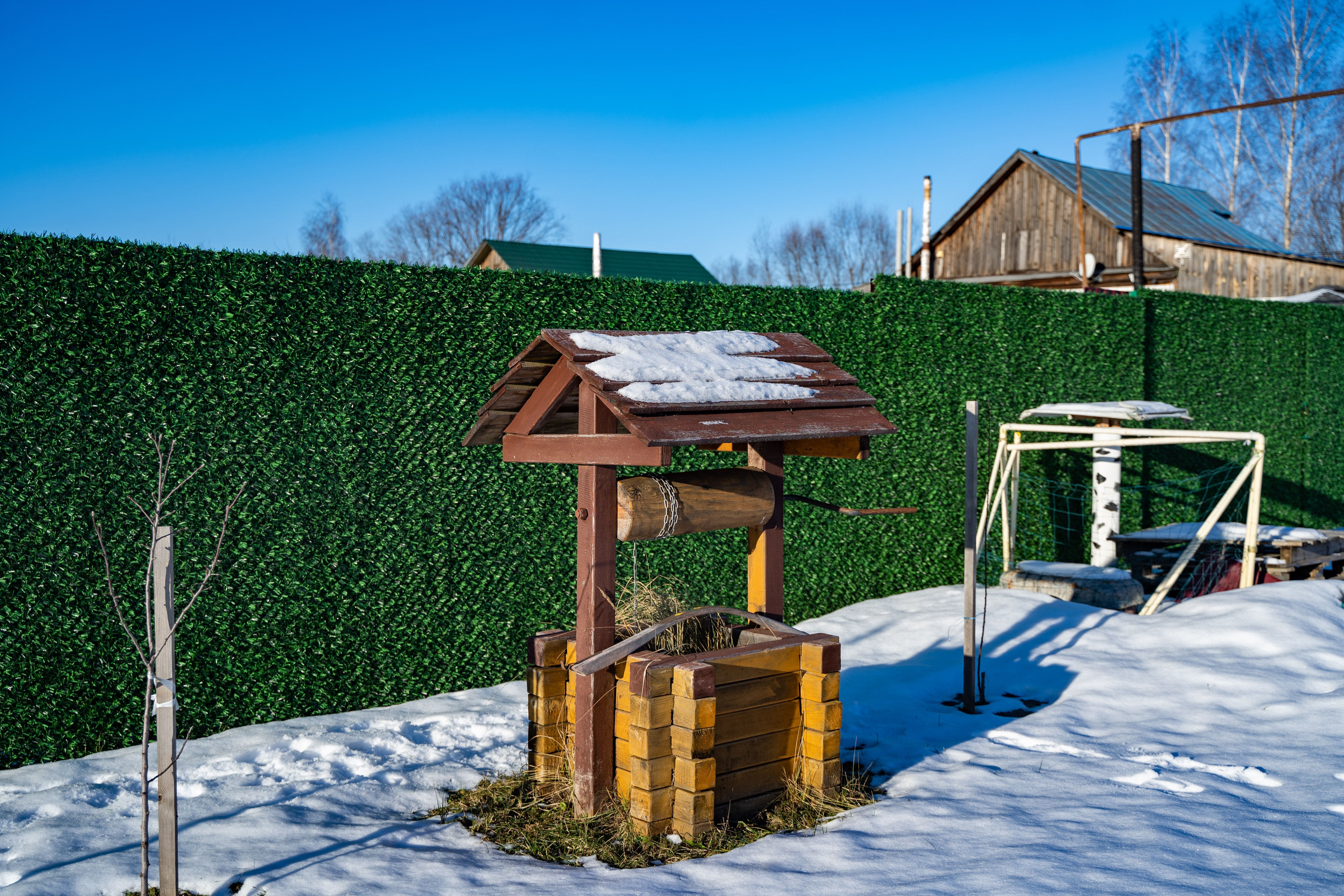 Вечнозеленый забор Grass Fence рулон 2м фото 7 в Новомосковске