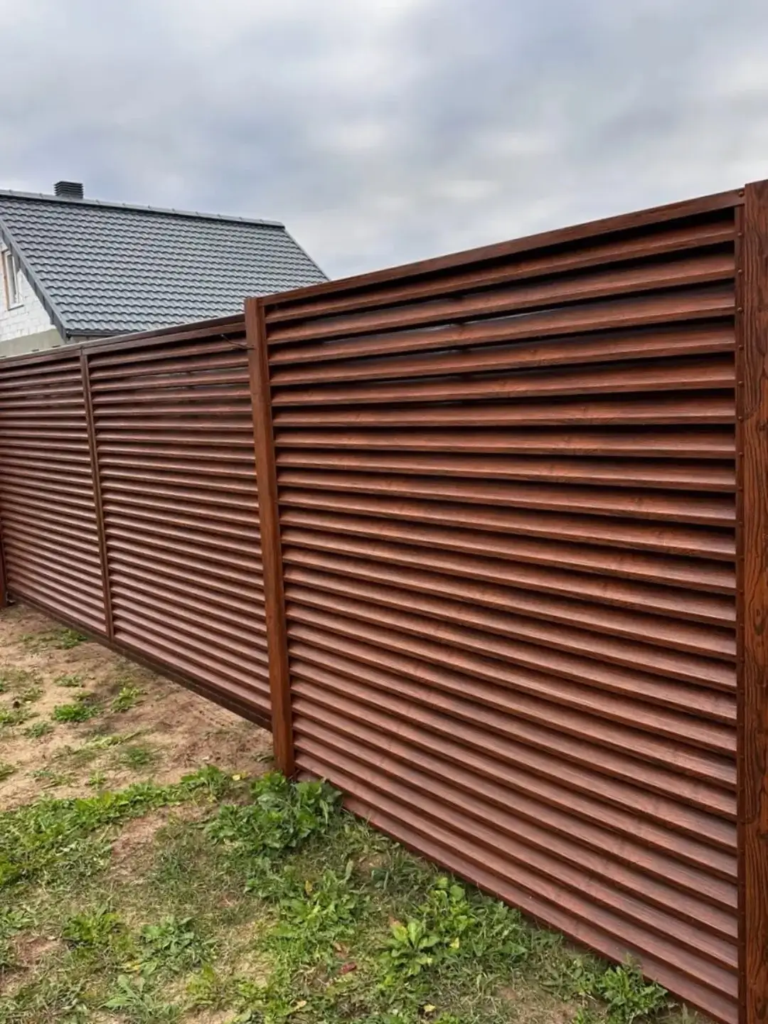 Забор-жалюзи из ламелей ЭКО-Z 58м Темный Дуб 3D Принтек фото 1 в Новомосковске